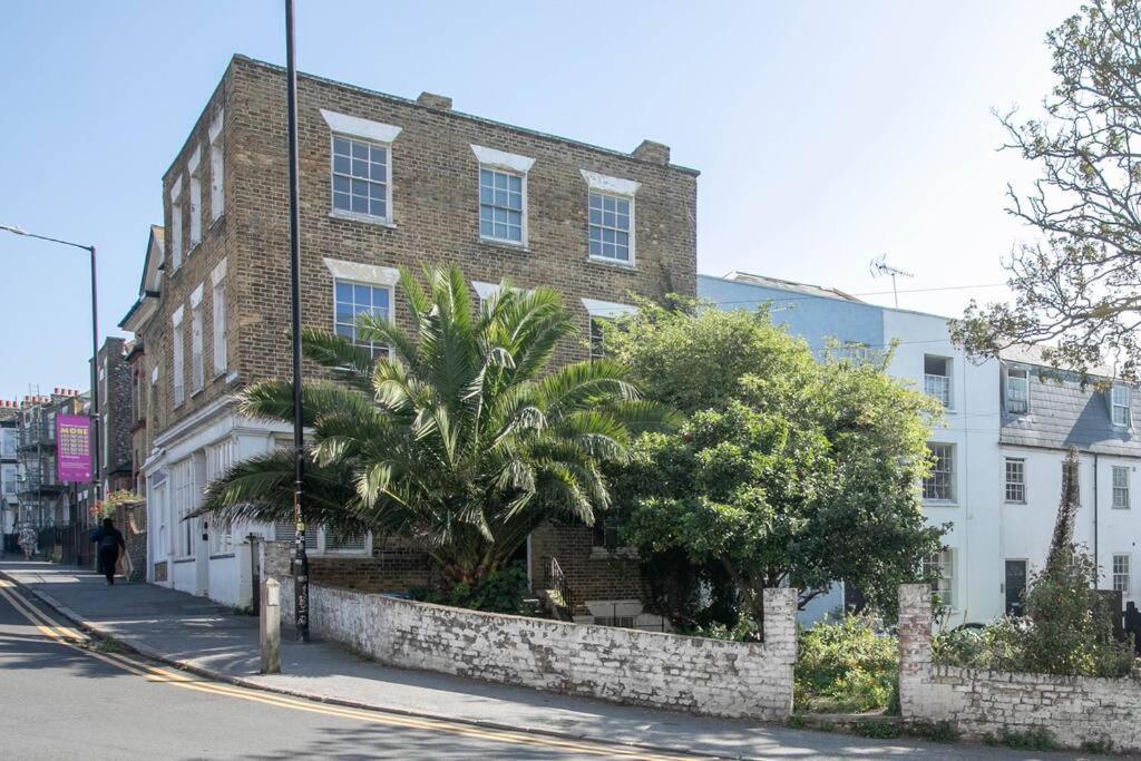 Palm Heights - Top Floor Luxury Flat Margate Eksteriør bilde